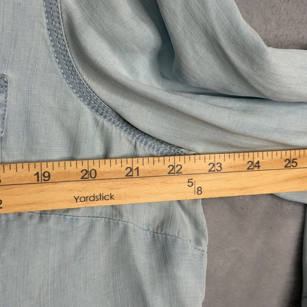 Talbots Chambray Button Up Shirt Womens XL Blue Light Wash Preppy Beach Lyocell - Picture 7 of 9